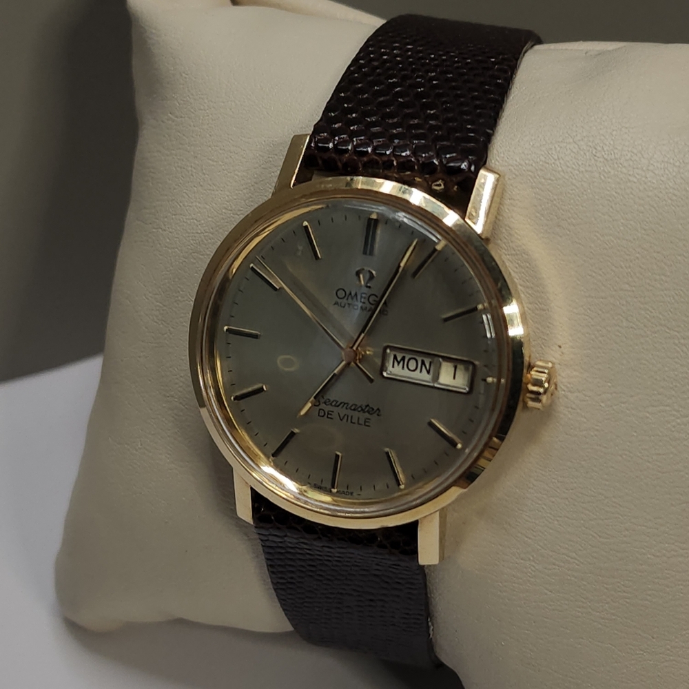 Beautiful 14k Gold Omega Seamaster De Ville Day Date Automatic 1981